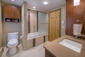 Fisher Ln, Greendale, Bathroom
